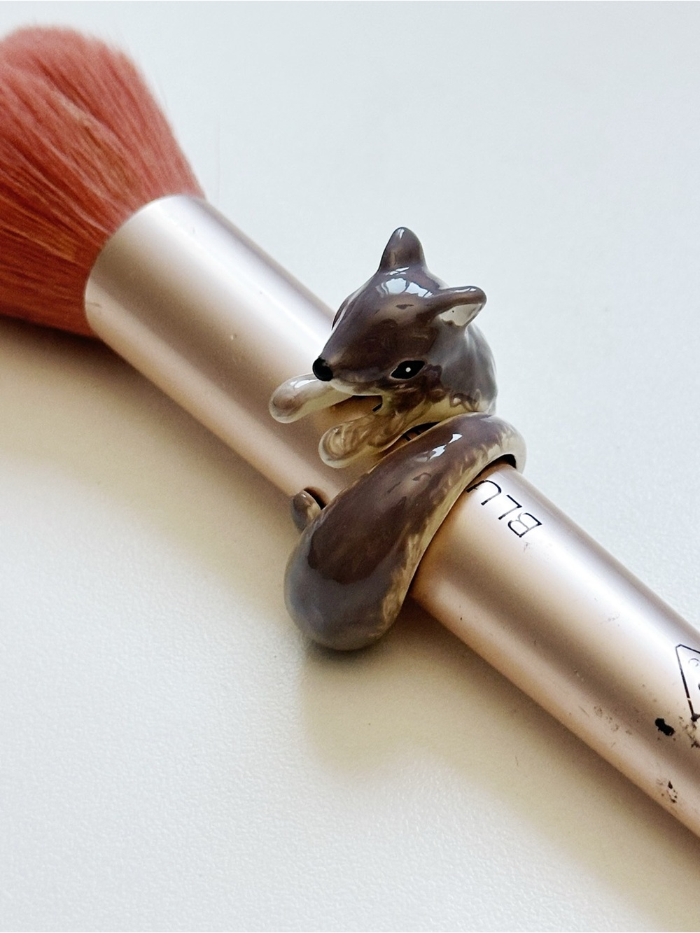 🐿️ Open Ring , Ceramic Squirrel Set Ring 16 K plated US 6 - Picture 2 of 7